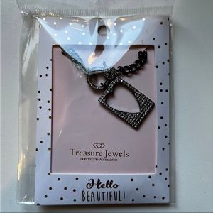 New! Treasured Jewels Necklace Take My Heart - Black